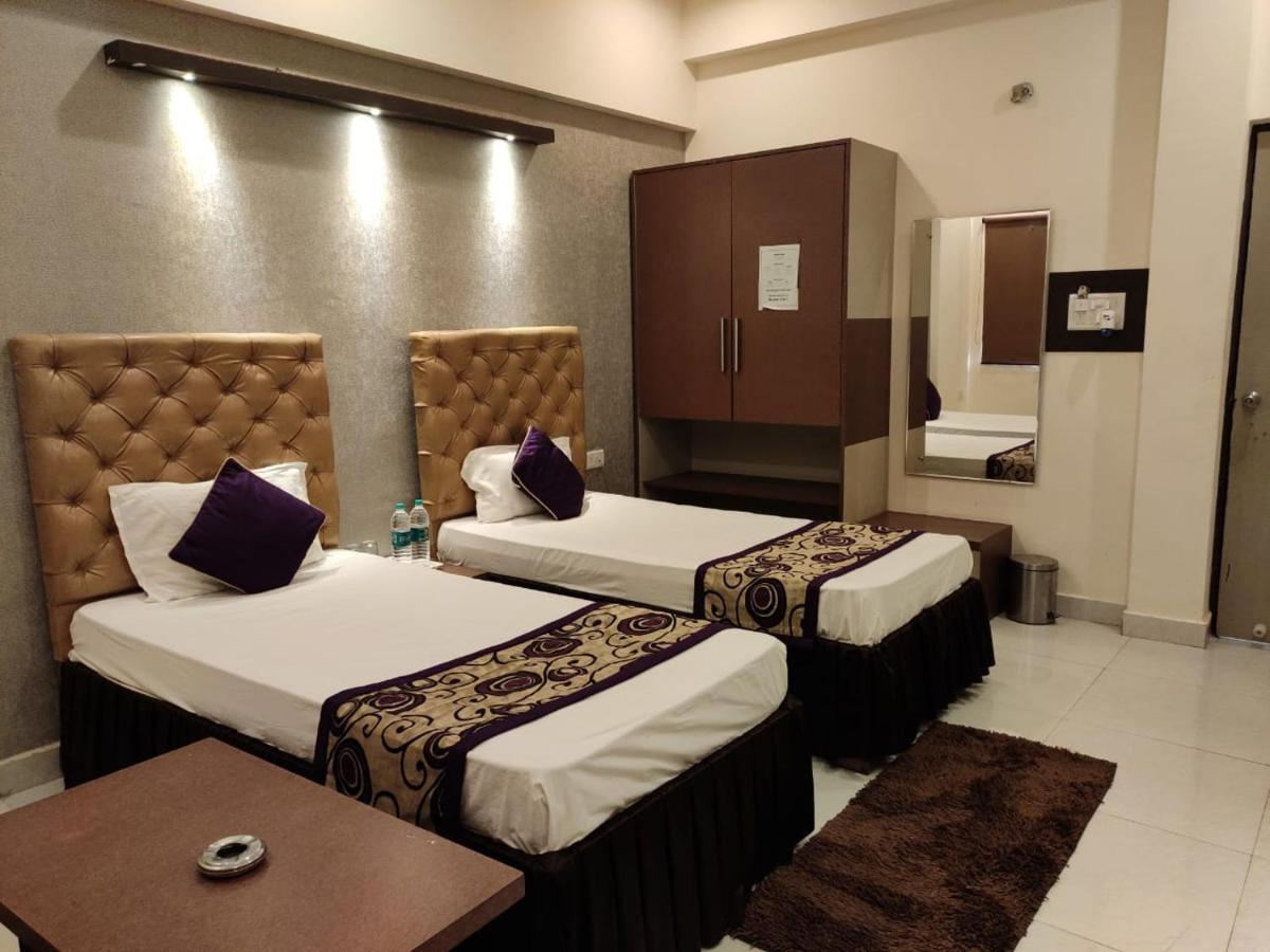 Maple Delite Hotel Lucknow Luaran gambar