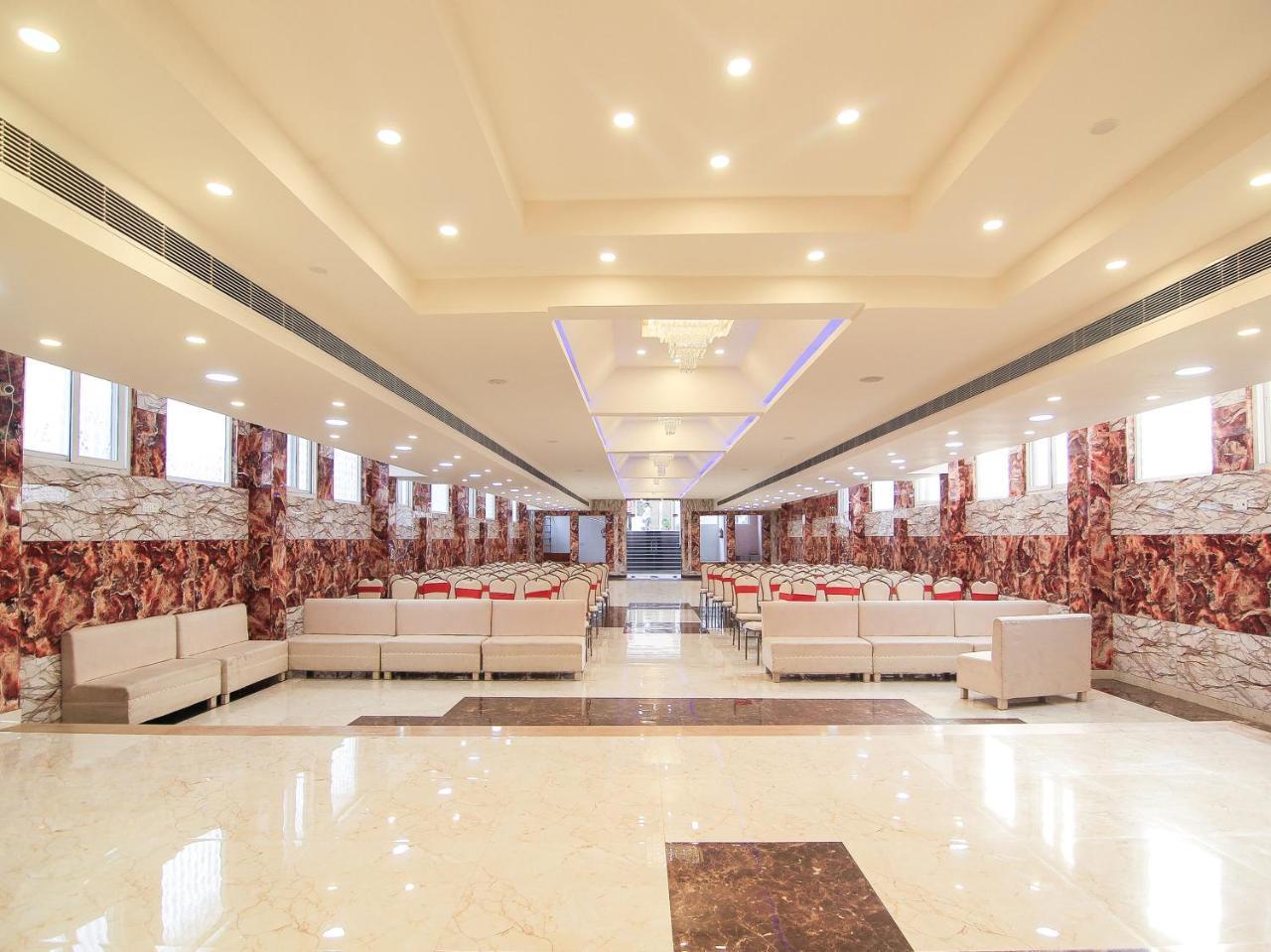 Maple Delite Hotel Lucknow Luaran gambar