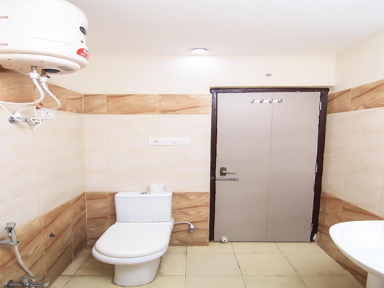 Maple Delite Hotel Lucknow Luaran gambar